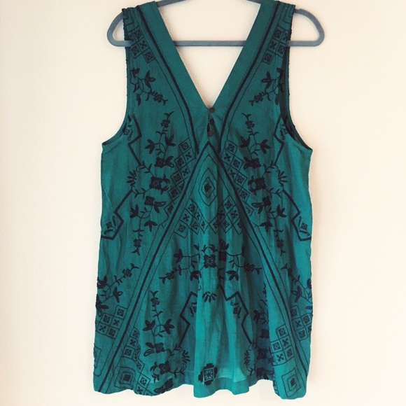 Free People Dresses & Skirts - Free People l Embroidered Tank Top or Slip Dress M